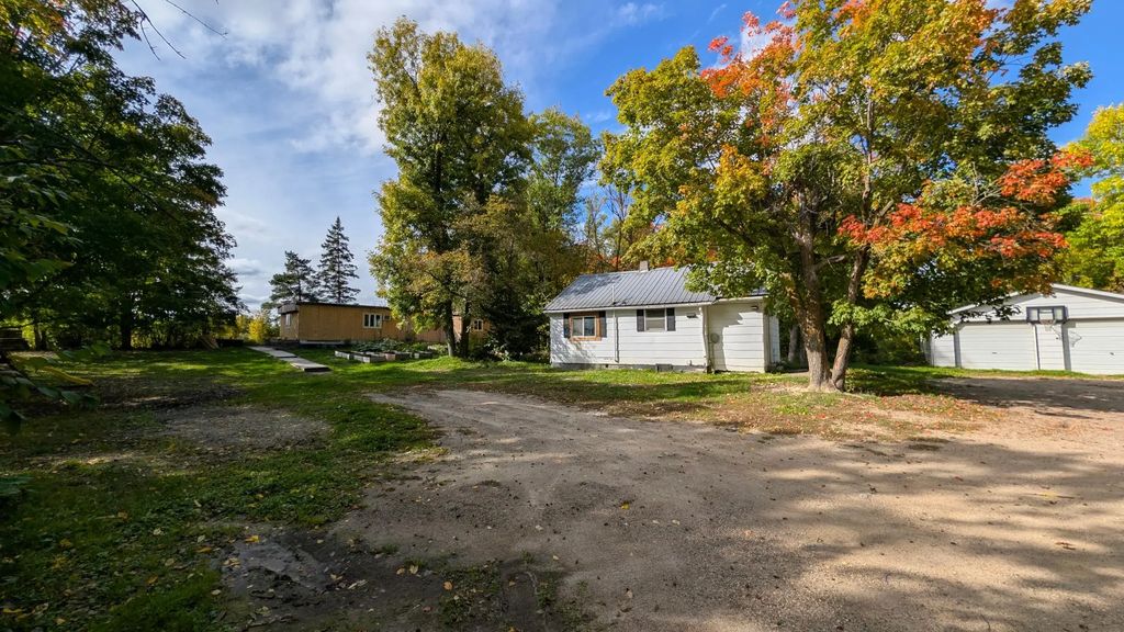 15890 390th Street, Bagley