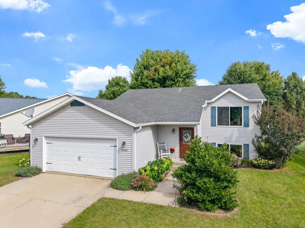 1162 Peregrine Drive Se, Rochester