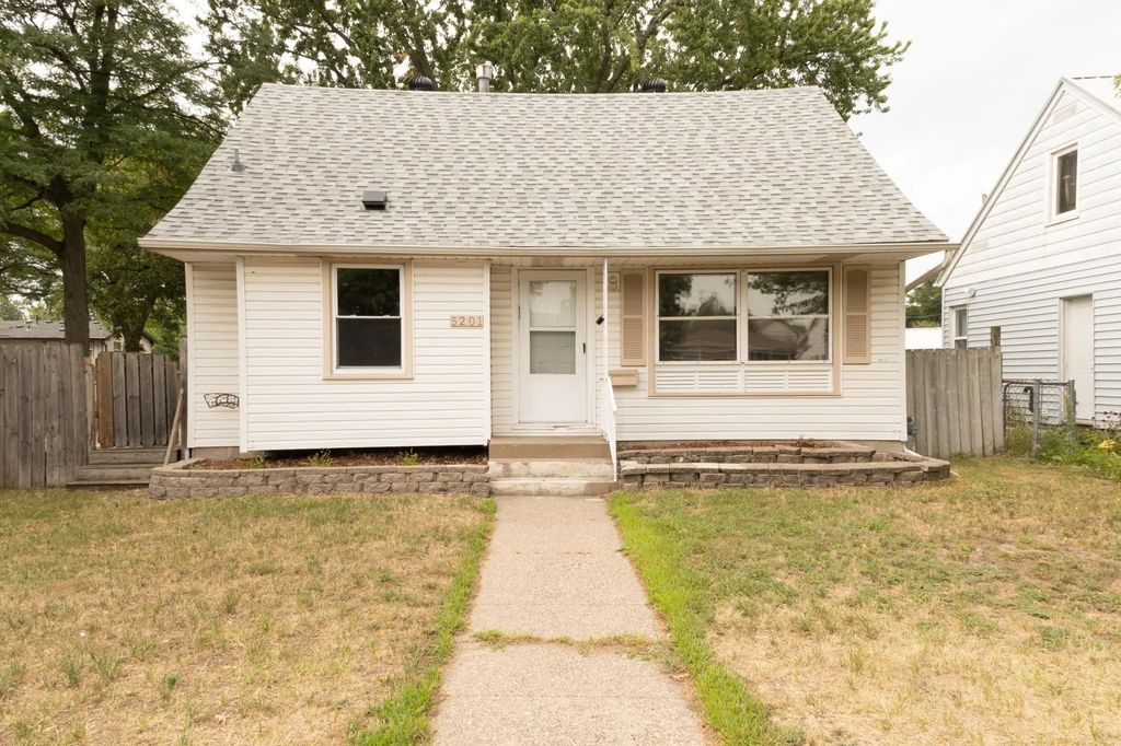 5201 Irving Avenue N, Minneapolis