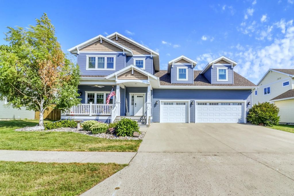 4945 38th Avenue S, Fargo