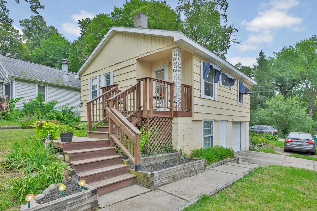 4781 Aberdeen Road, Mound