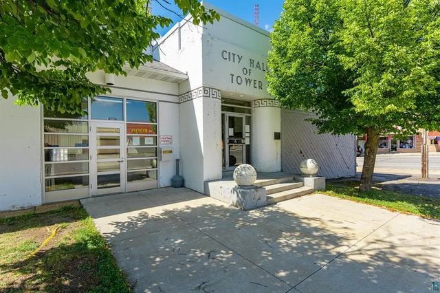 602 Main Street, Tower