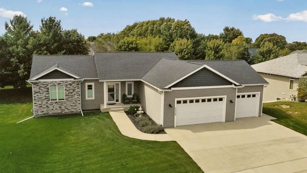 2238 Glady Lane Ne, Rochester