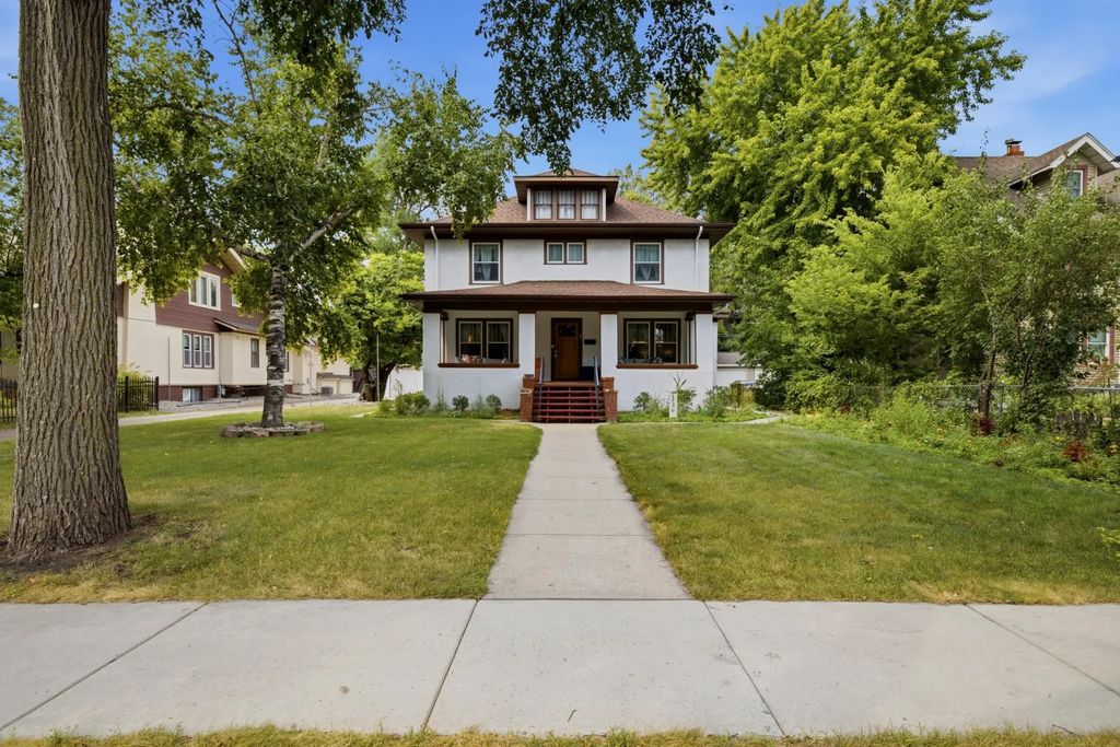 1236 Broadway N, Fargo
