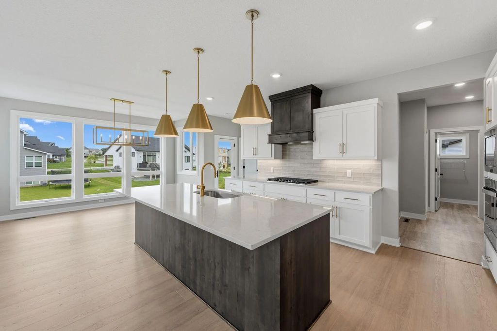 19799 Henning Avenue, Lakeville