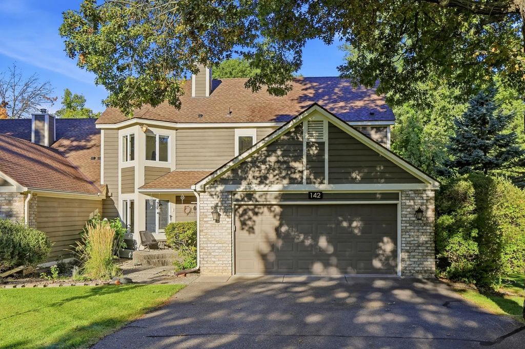 142 Wildwood Bay Drive, Mahtomedi