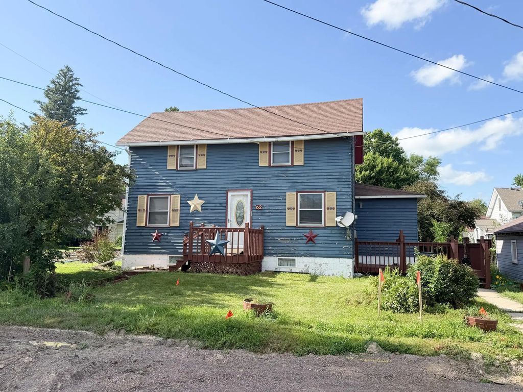 102 Milbrath Street, Okabena