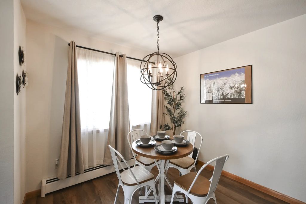 567 W 5th Street, Zumbrota