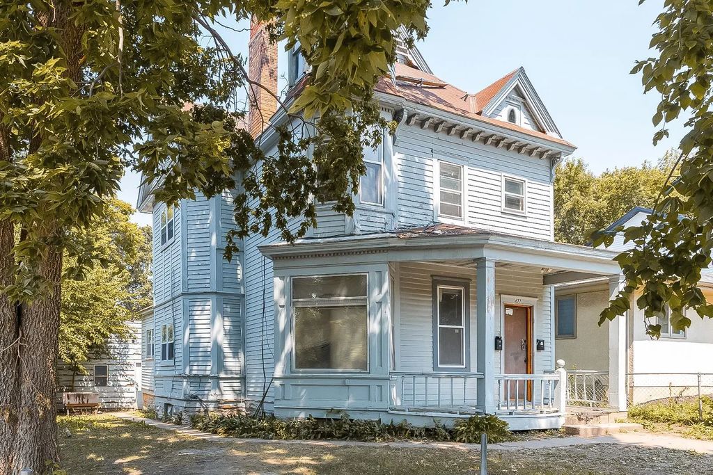 677 Sims Avenue, Saint Paul