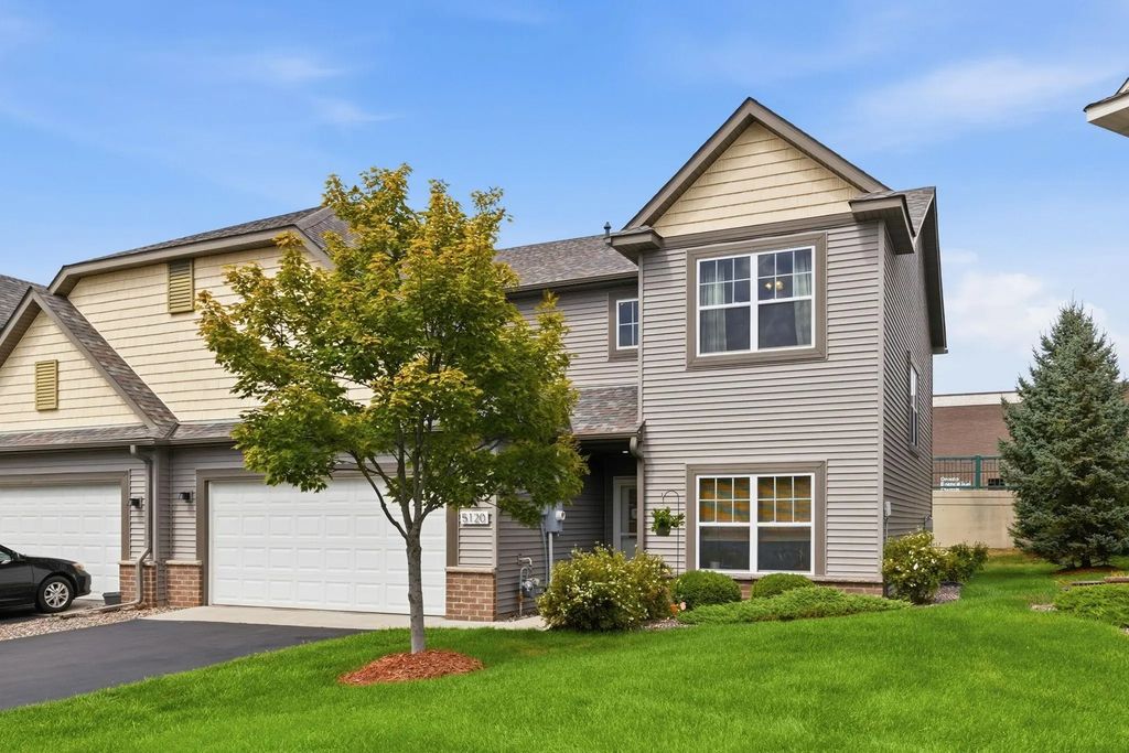 5120 Parker Circle, Robbinsdale