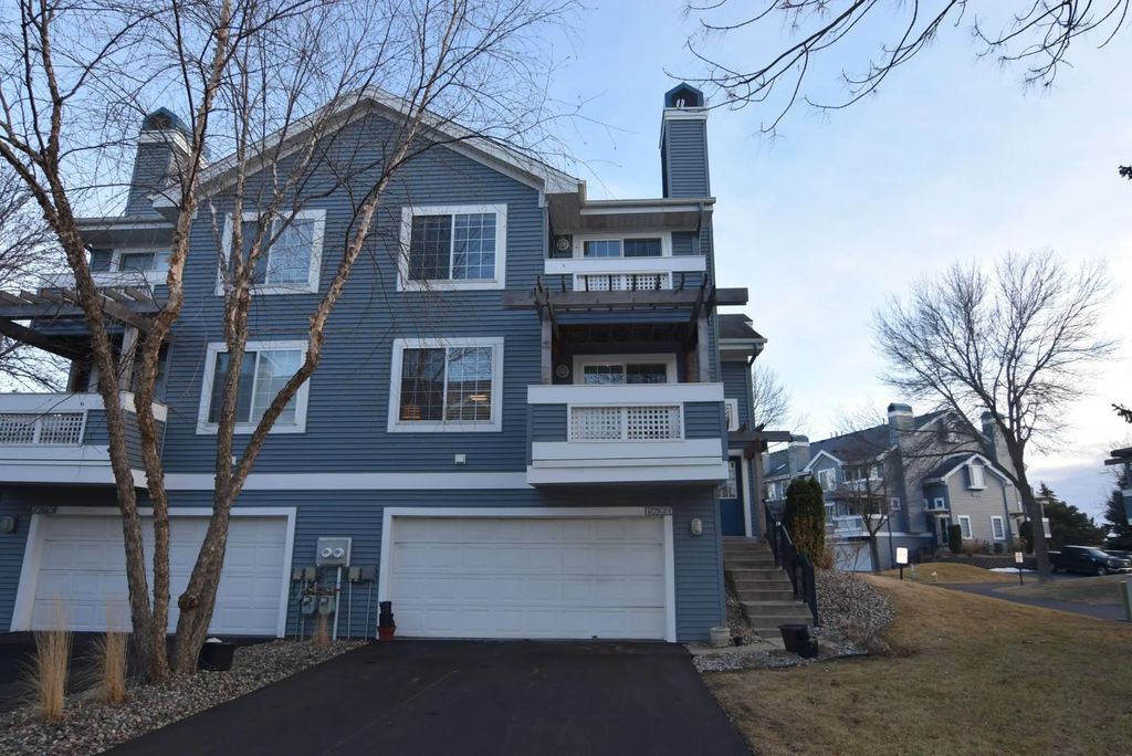15635 24th Avenue N D, Plymouth