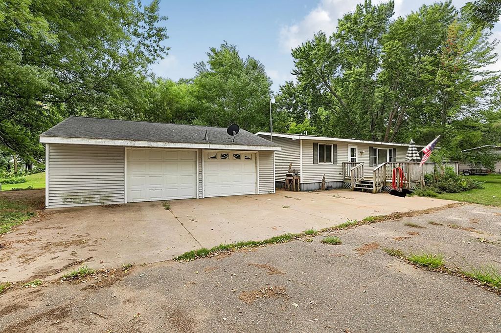 9857 W Lake Court, Rice