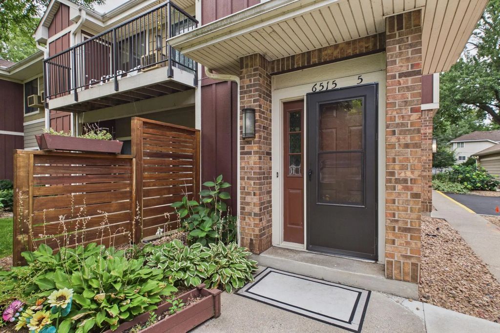6515 Emerson Avenue S 5, Richfield