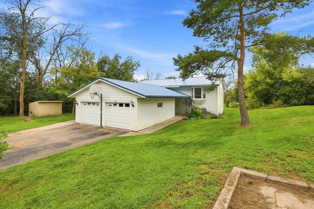 20046 Hillside Drive, Corcoran