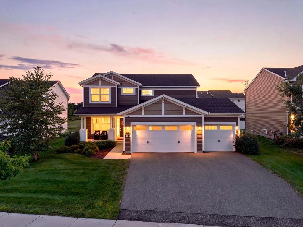 4313 Schilling Way, Woodbury