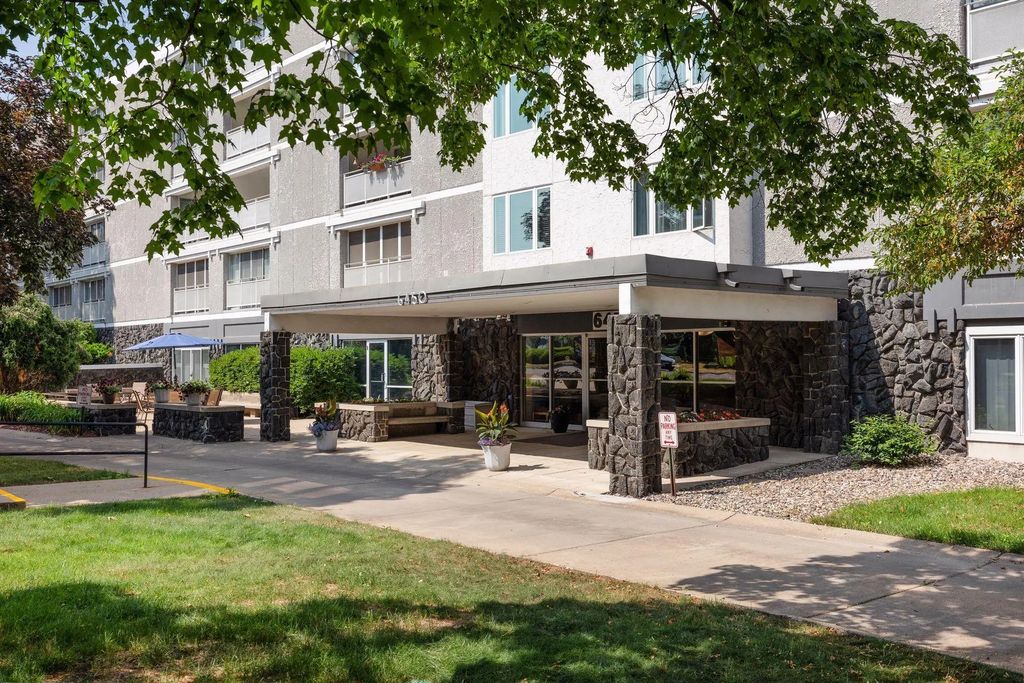 6450 York Avenue S 505, Edina