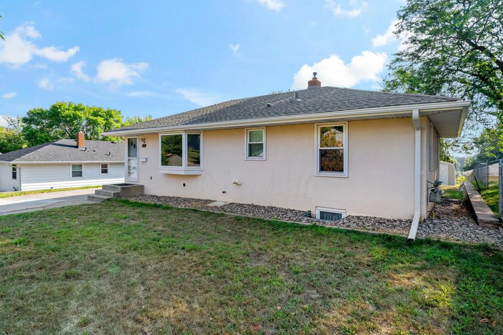 407 12th Avenue S, South Saint Paul