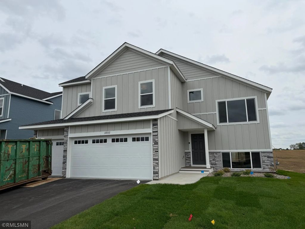 10832 165th Avenue Nw, Elk River