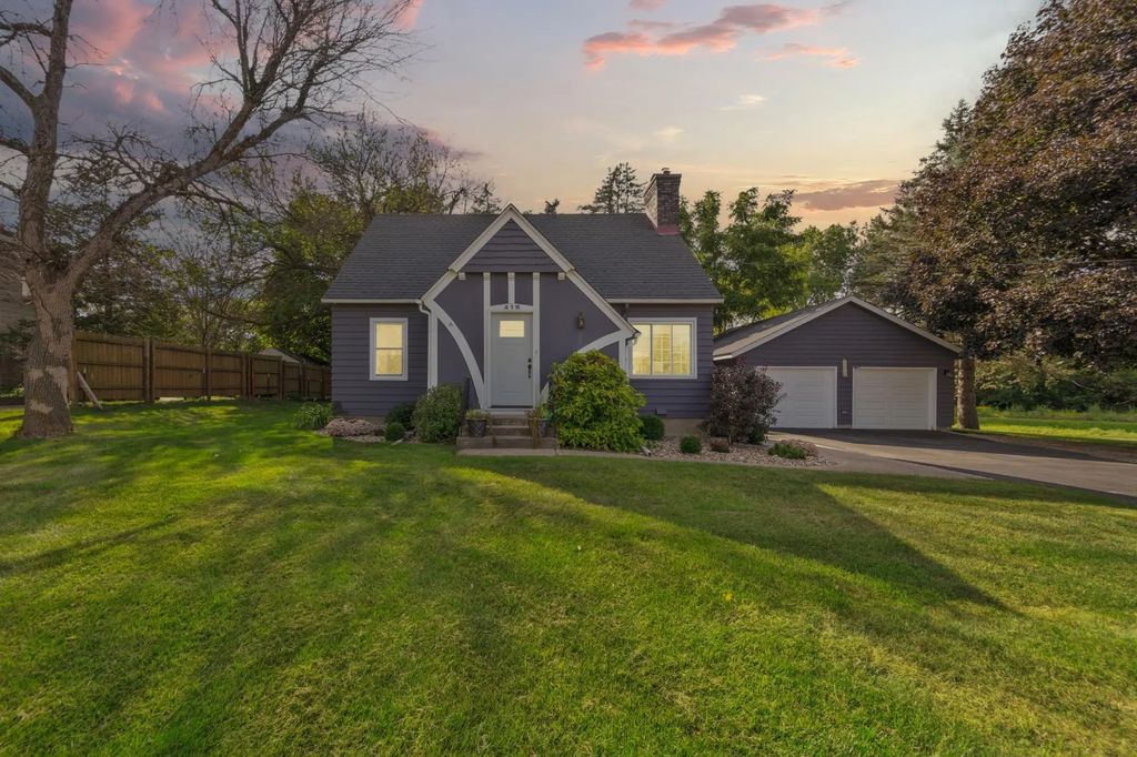 418 Prairie Avenue, Faribault