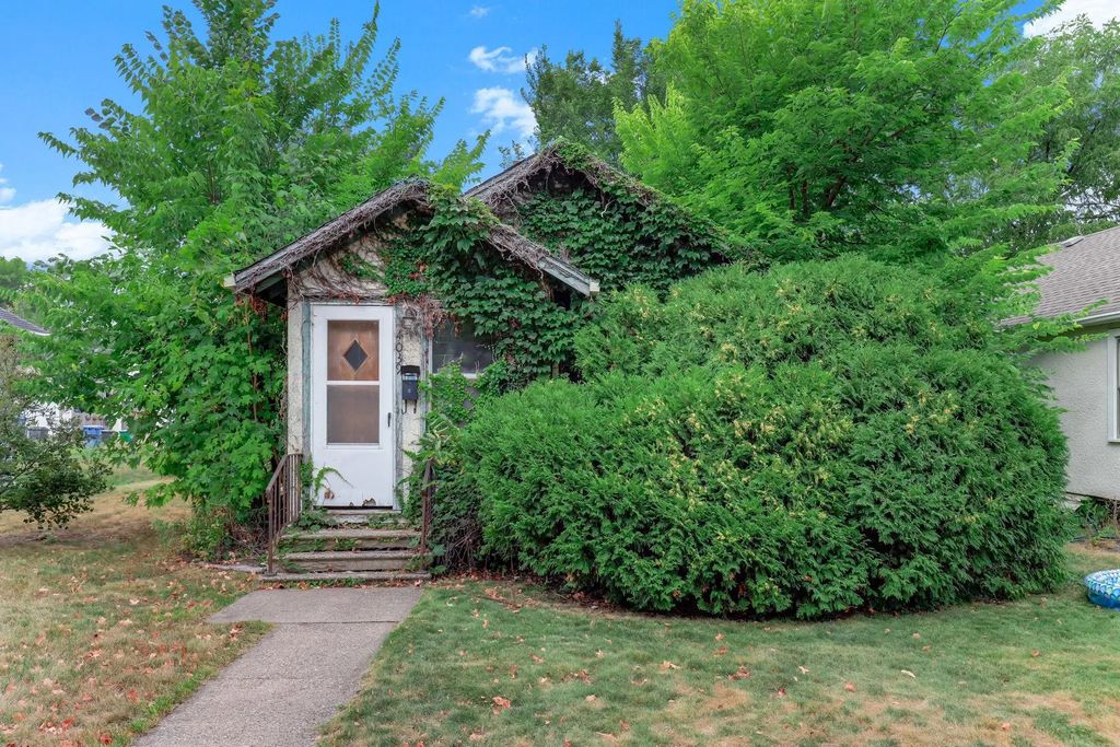 4039 Upton Avenue N, Minneapolis