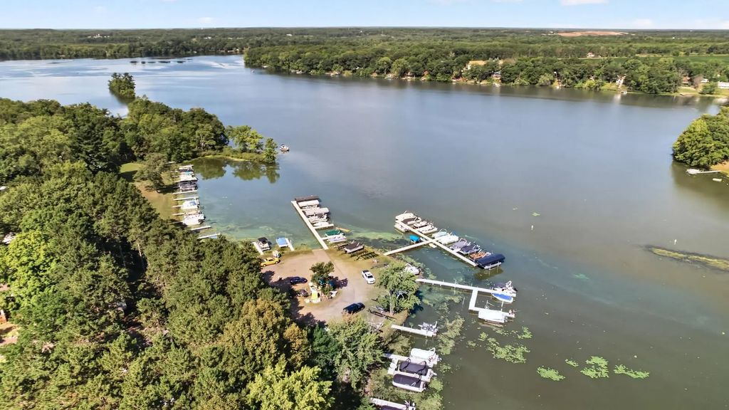 764 Fish Lake Drive 63, Mora