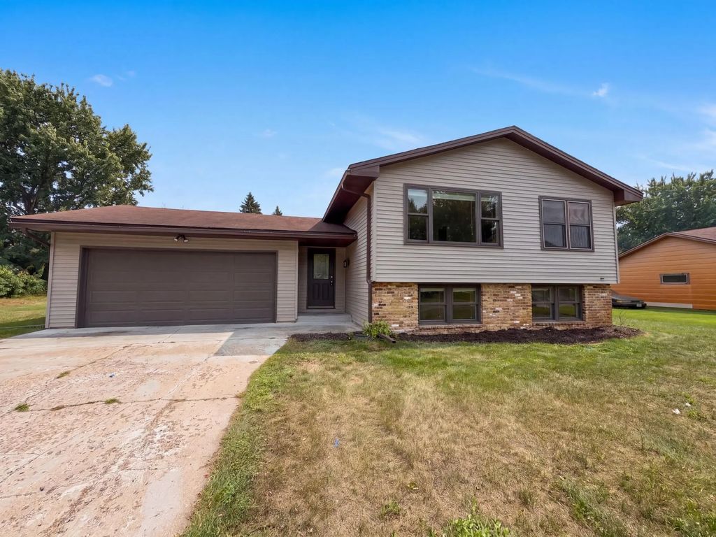 14025 Partridge Street Nw, Andover