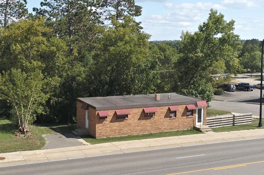 420 S Pokegama Avenue, Grand Rapids