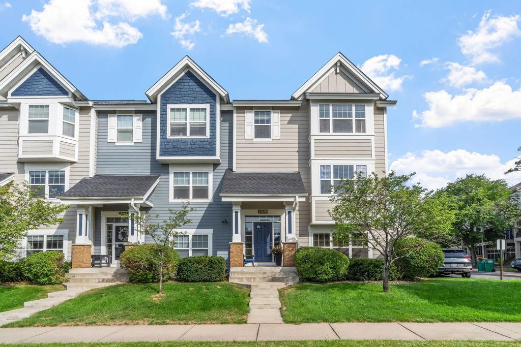 15650 Cobblestone Lake Parkway 1105, Apple Valley