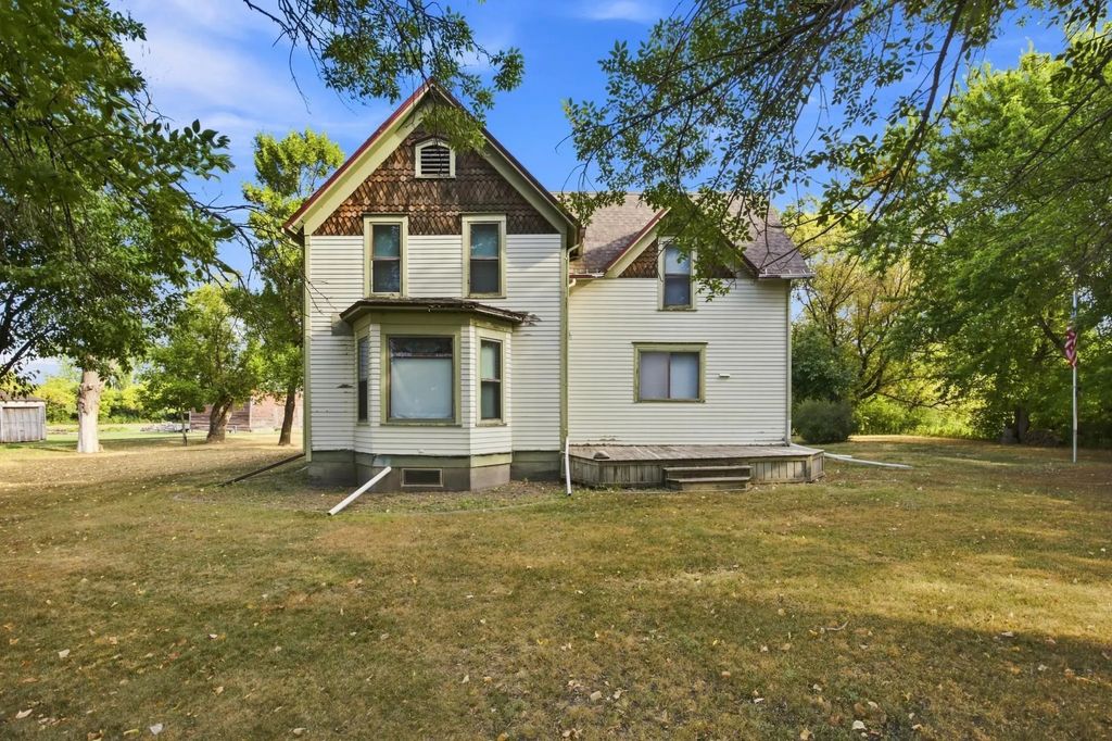 16805 48th Street Se, Davenport
