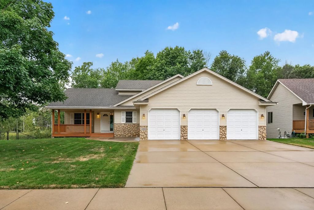 23630 Heather Street Nw, Saint Francis