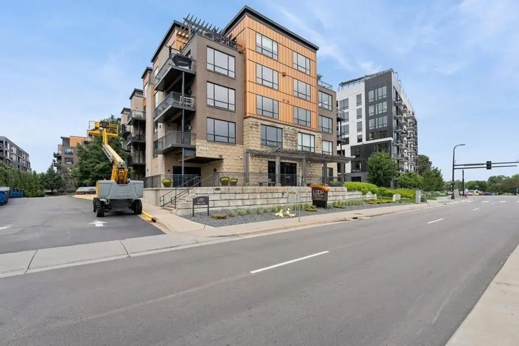 3104 W Lake Street 412, Minneapolis