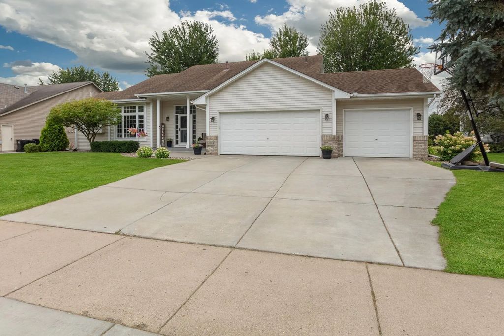 4284 143rd Street W, Rosemount