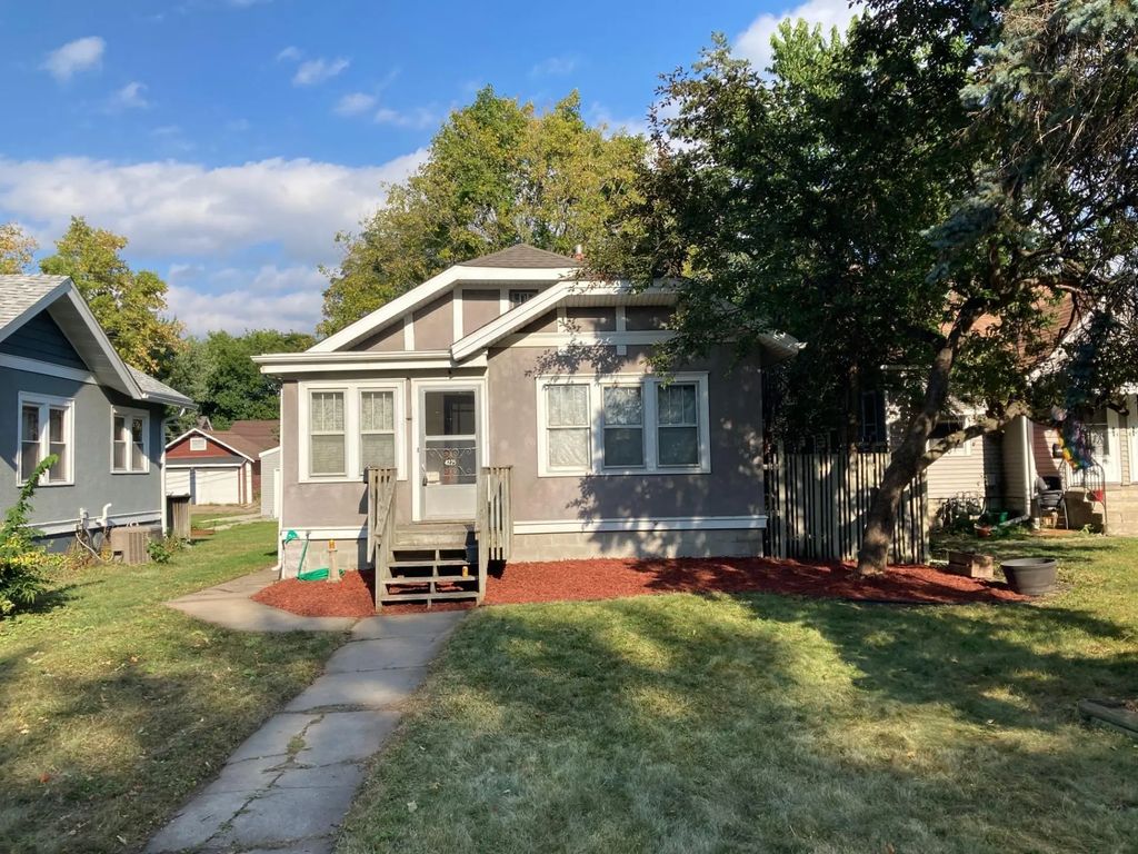 4225 Snelling Avenue, Minneapolis
