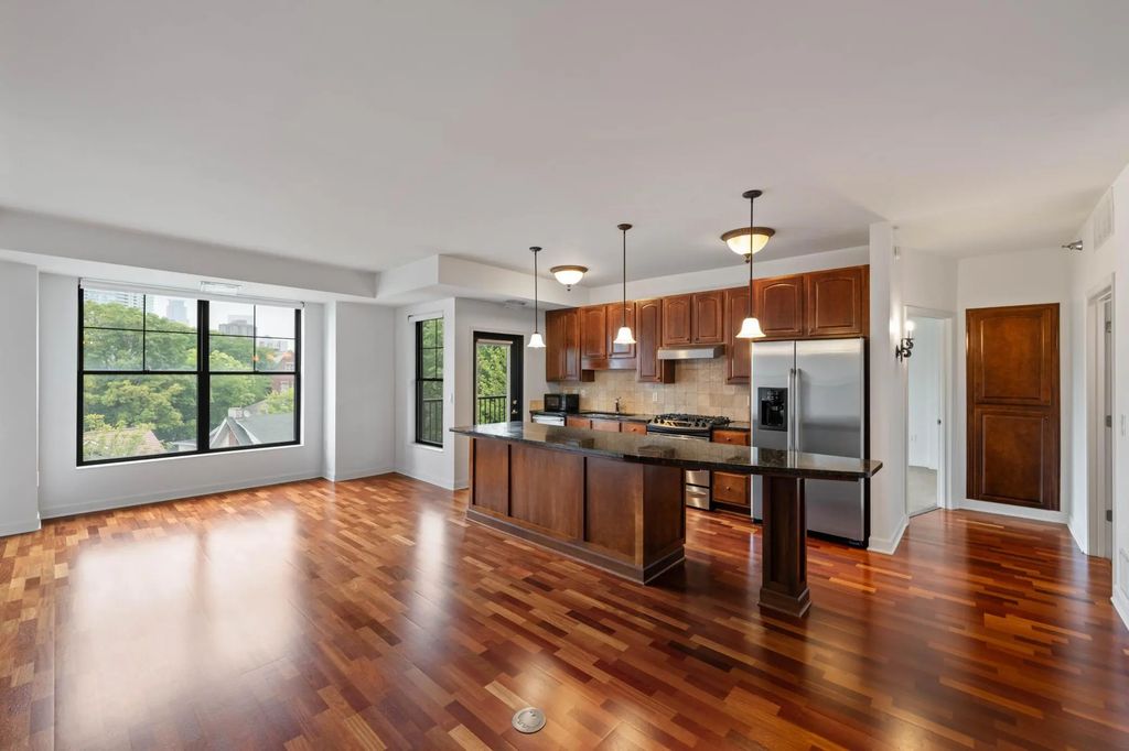 317 Groveland Avenue 521, Minneapolis