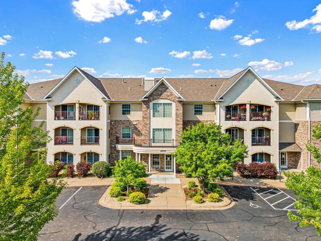 15570 Linnet Street Nw 2-102, Andover