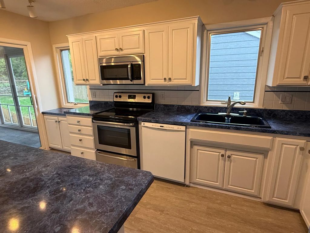 2762 Mcnair Drive N, Robbinsdale