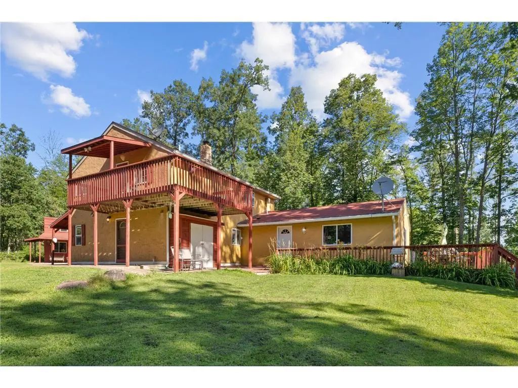 20907 Hardwood Loop, Finlayson