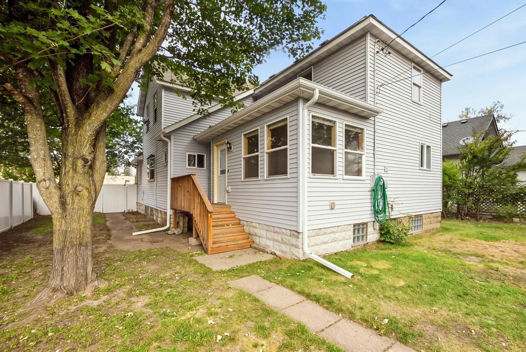 618 N 8th Street, Brainerd