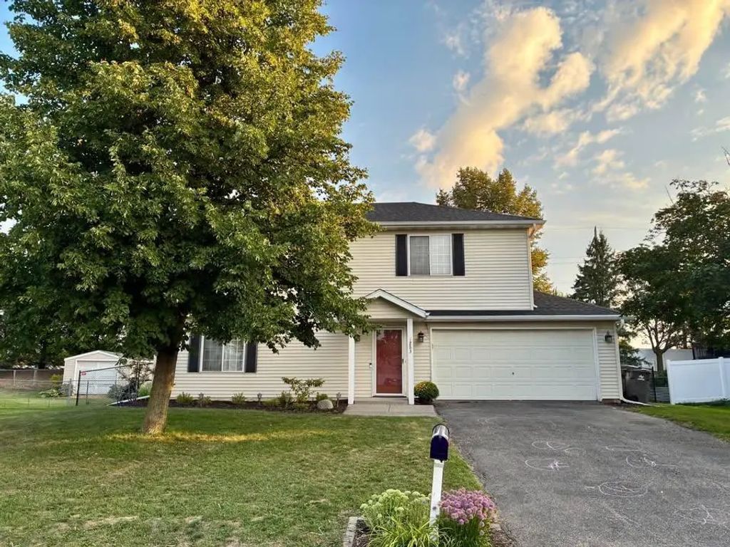 1283 Creekside Drive, Waconia