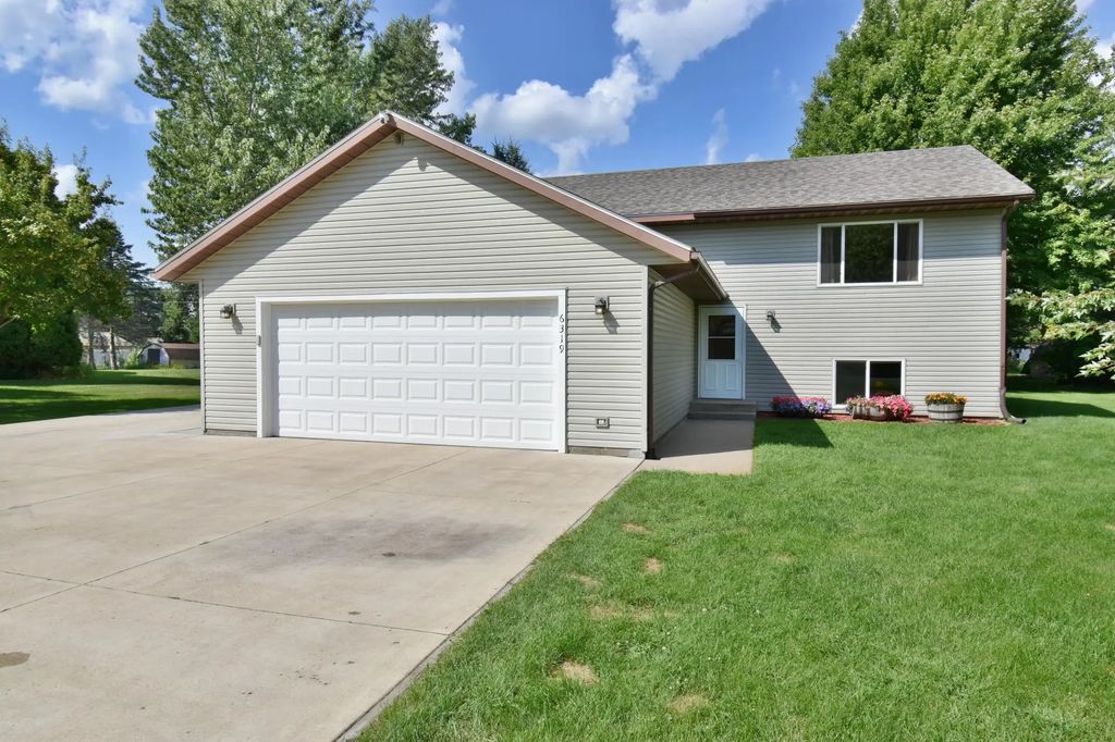 6319 Laurel Road, St Cloud