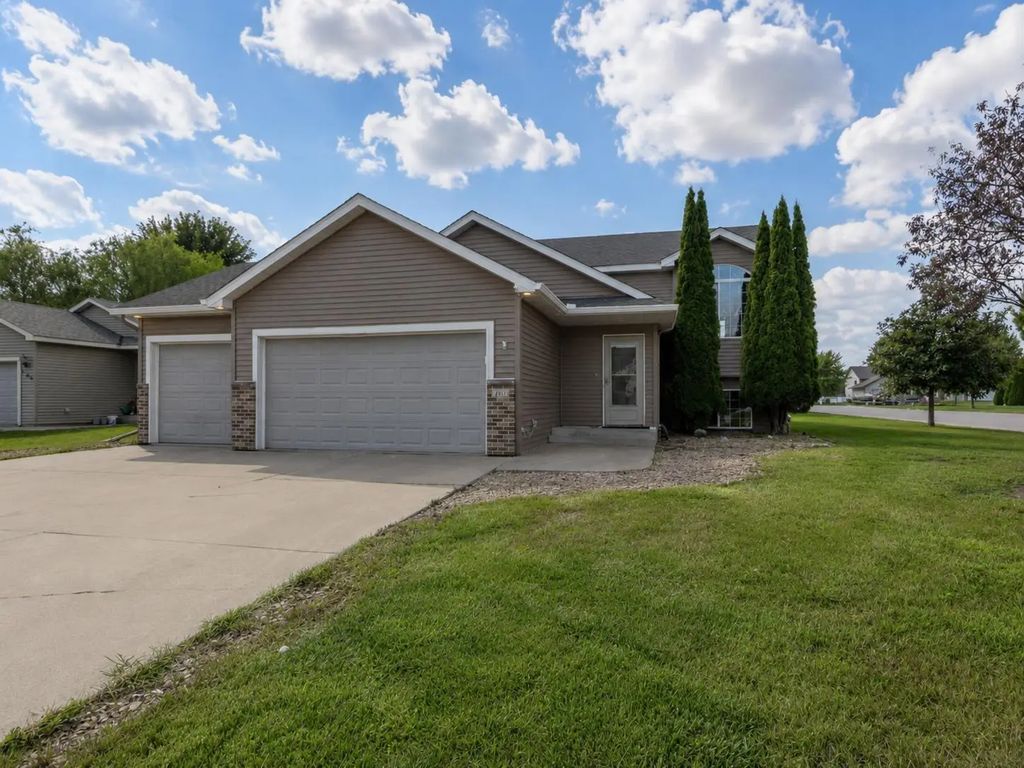 100 Olympic Court, Mankato
