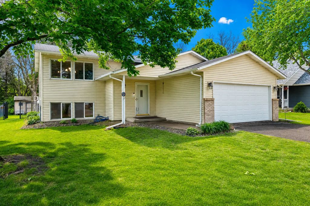 9115 Janero Avenue S, Cottage Grove