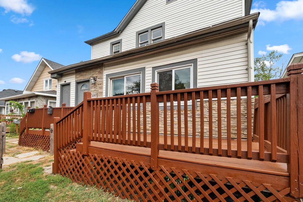 1097 Suburban Avenue, St Paul