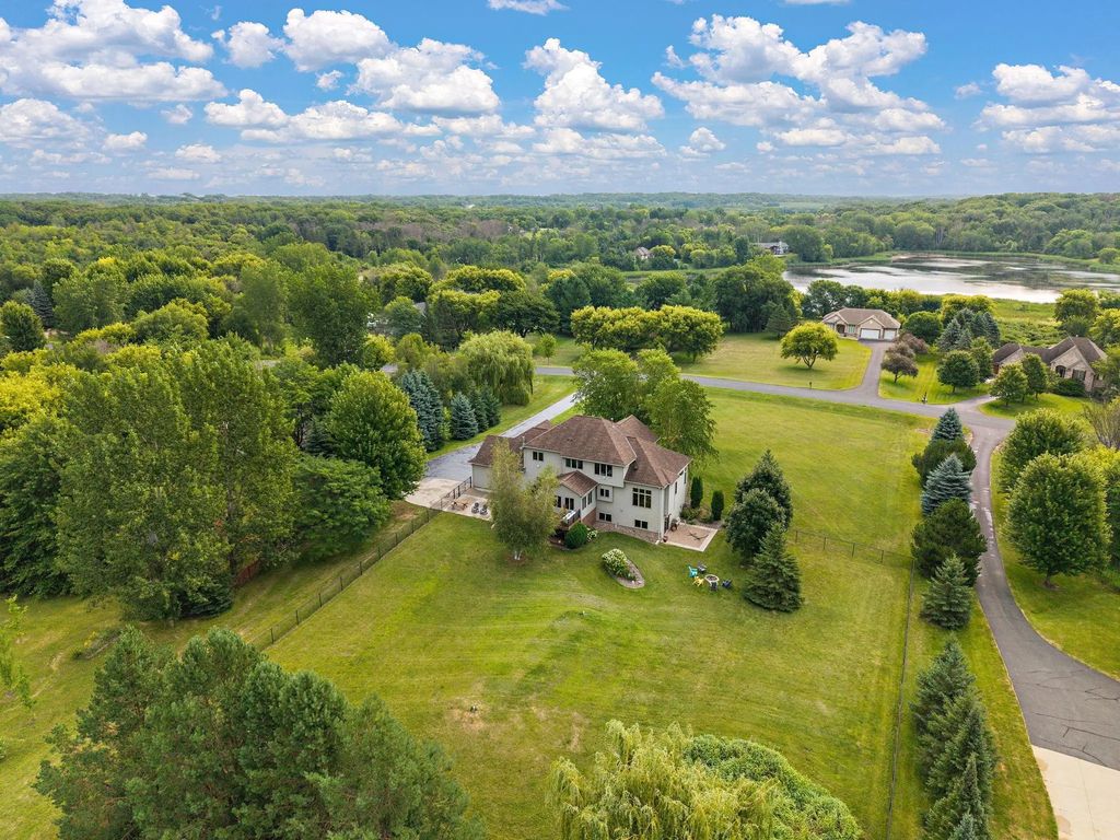 23140 Grandview Way, Lakeville