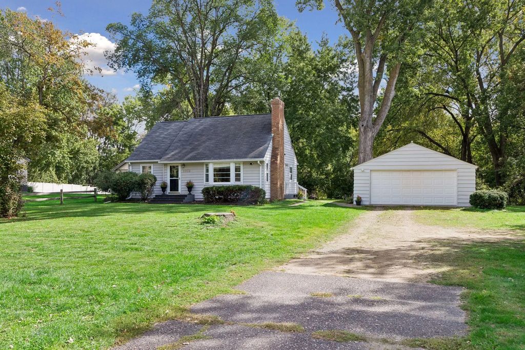 2922 Old Highway 8, Roseville