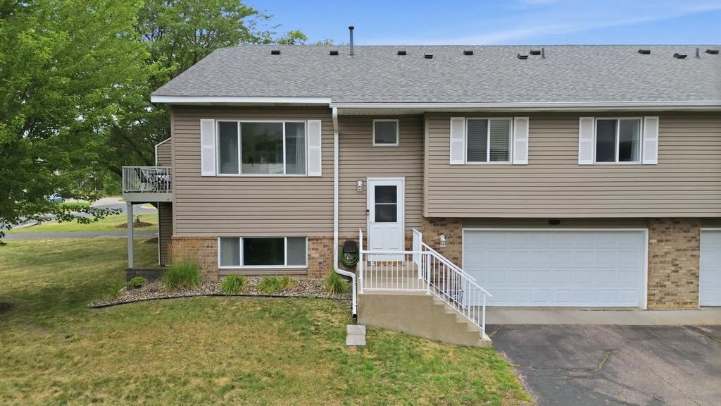 7610 157th Street W B, Apple Valley