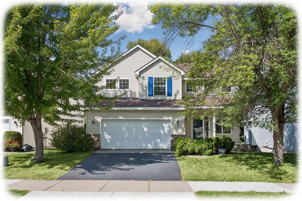 17586 91st Avenue N, Maple Grove
