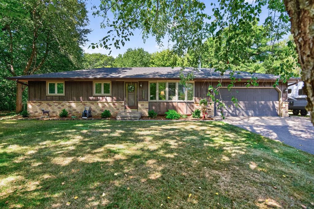 16520 Yttrium Street Nw, Ramsey