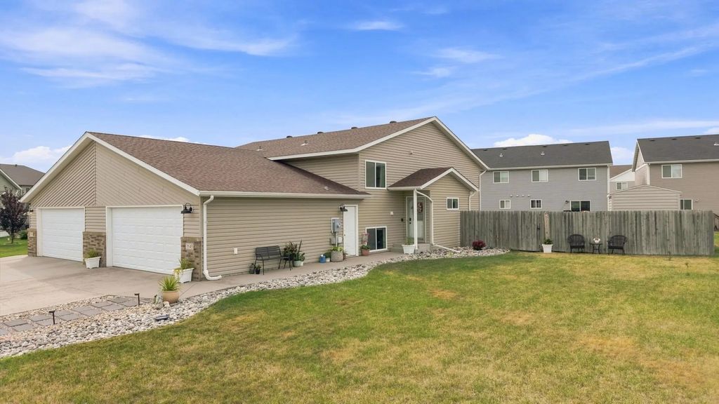 3545 58th Court S, Fargo