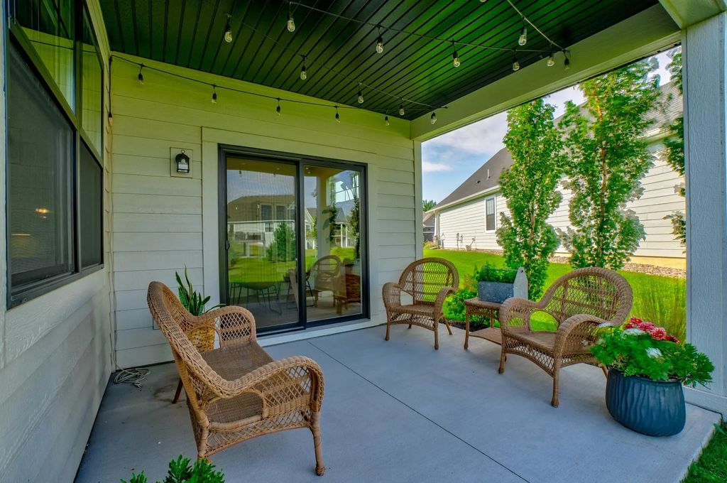 11404 Kings Court N, Lake Elmo